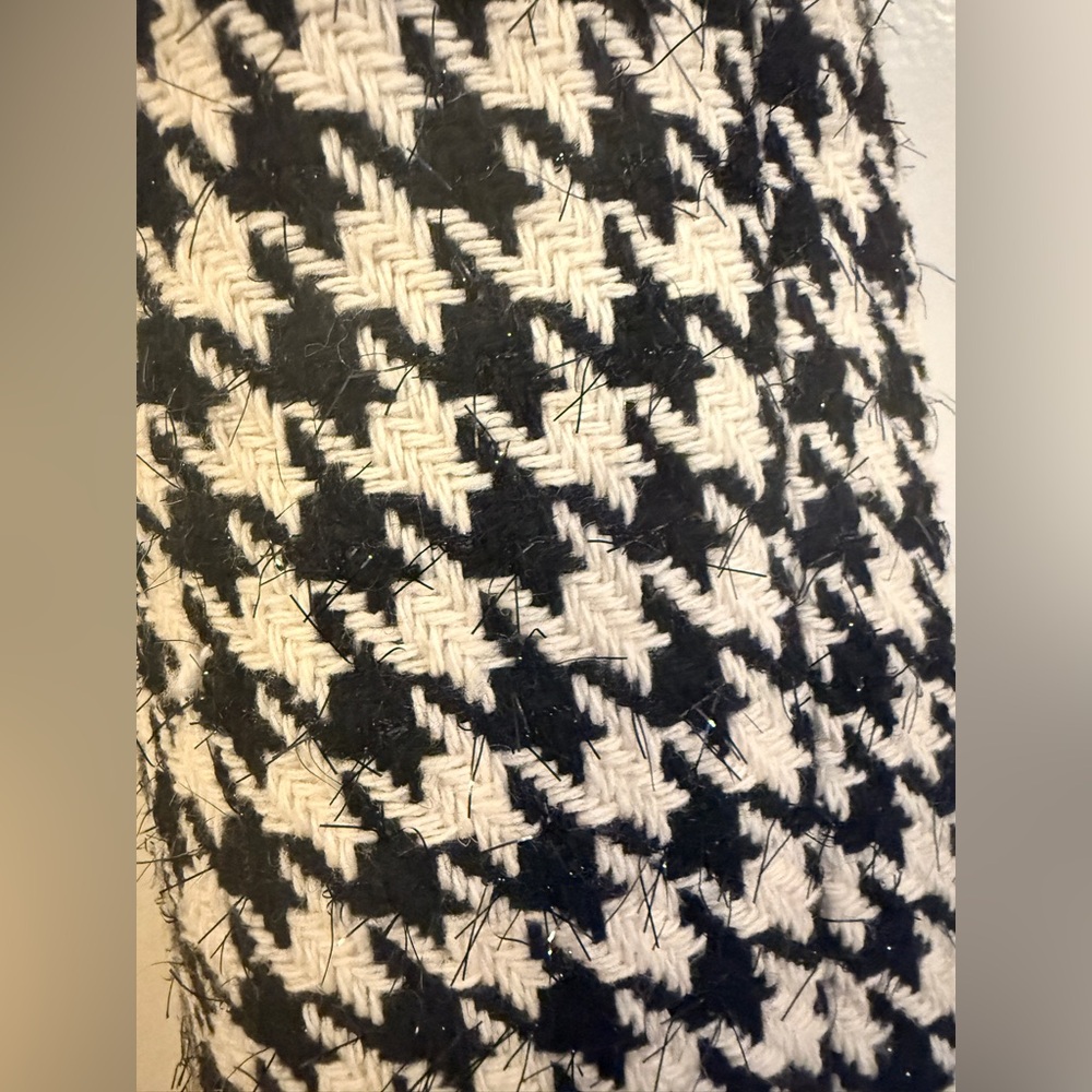 WAYF Cropped Houndstooth Blazer SIZE: SMALL - Picture 5 of 10
